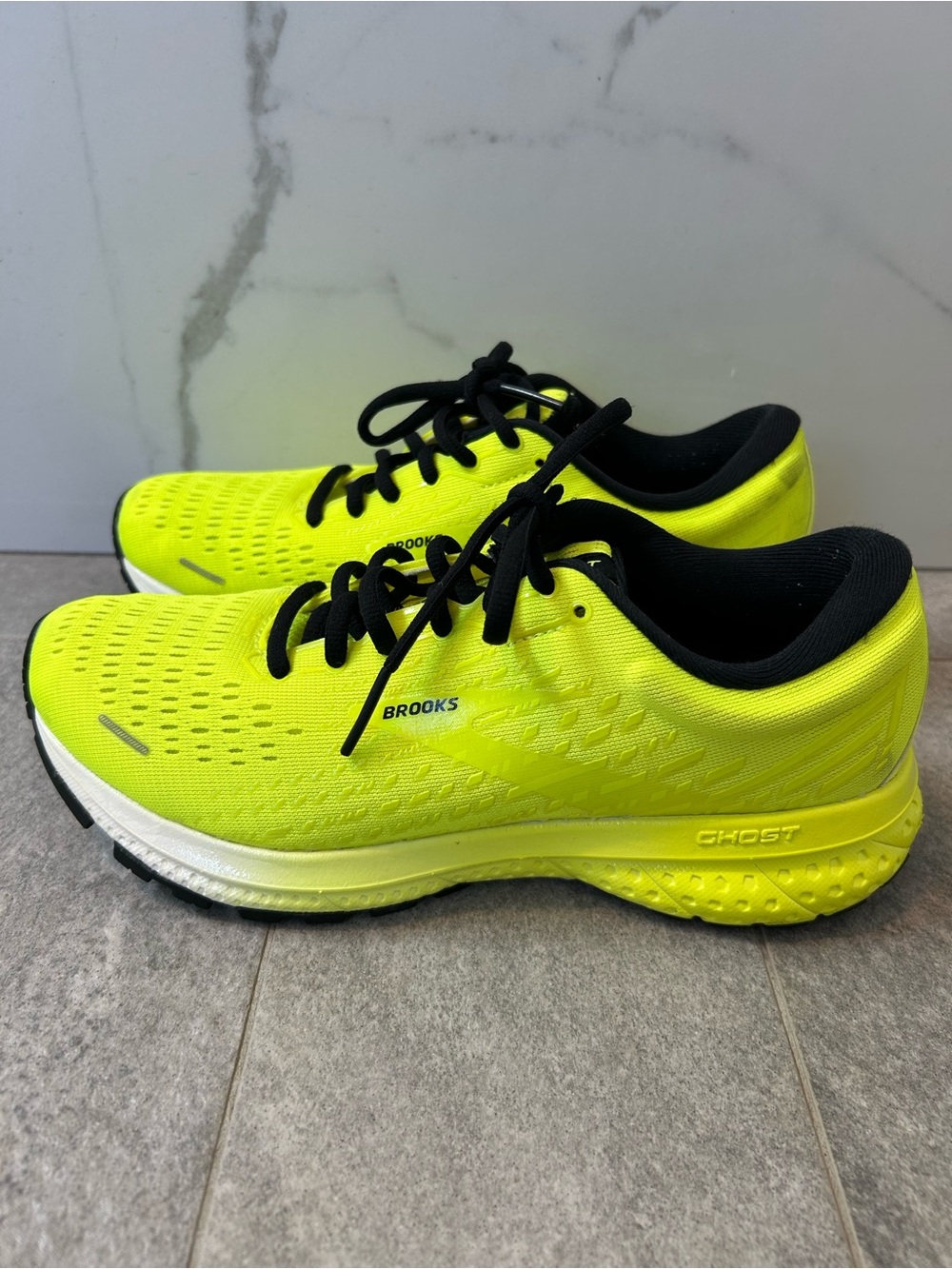 Brooks Ghost 13 Women's Running Shoes - Neon Yellow/Black size 7